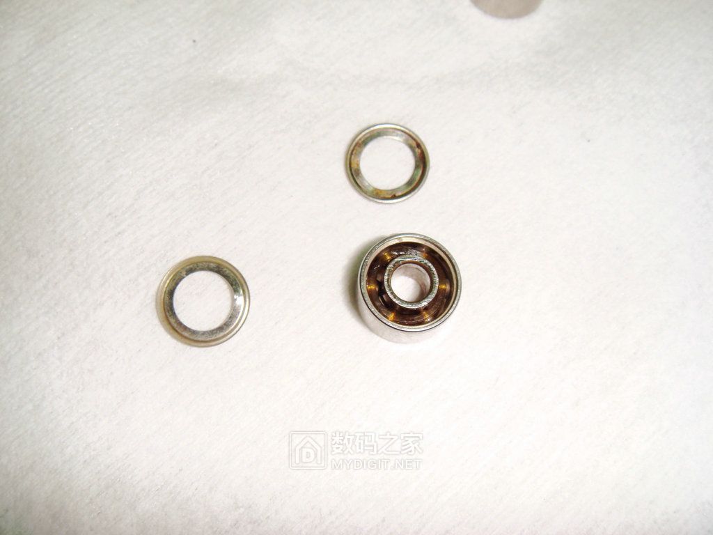 φ8mm×4mm风扇轴承拆解,折腾小东西修身养性.