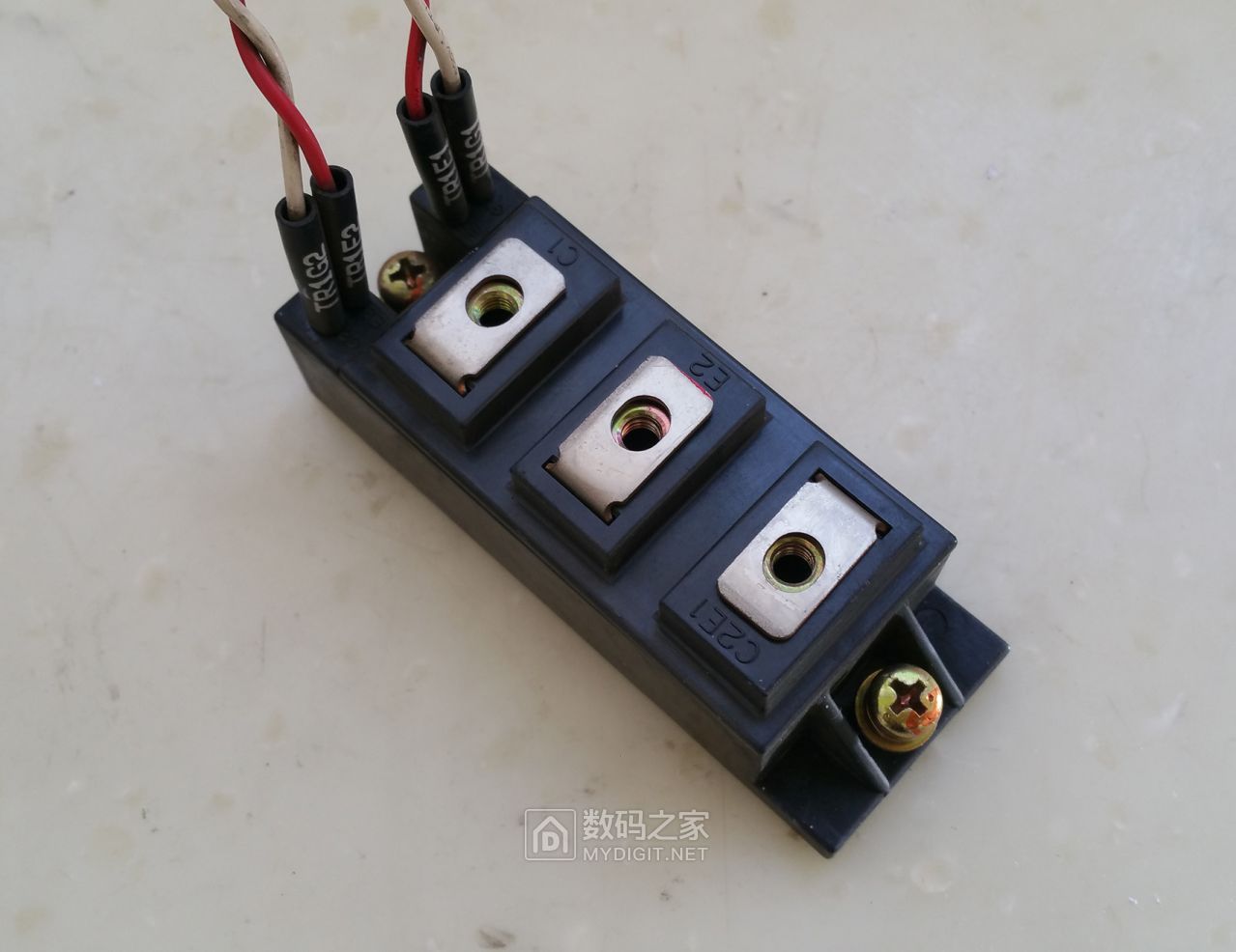 富士大功率igbt型号2mbi75n-120