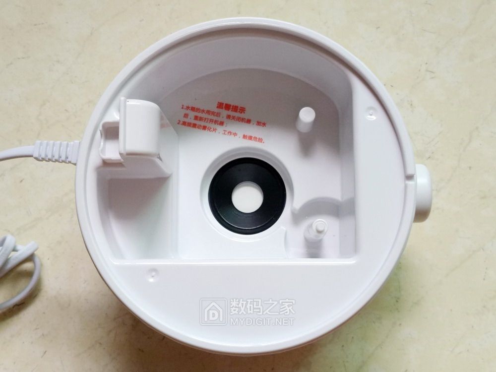 详拆小熊加湿器,型号jsq-a20b1,做工还不错