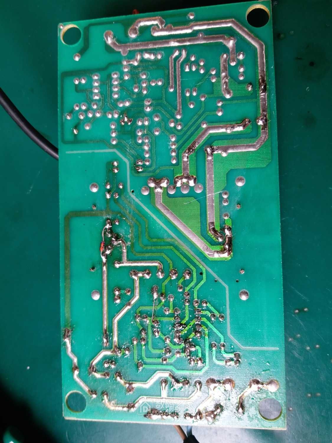 uc3844充电器电路图,经典3842充电器电路图 uc3844方案12v6a电池充电器