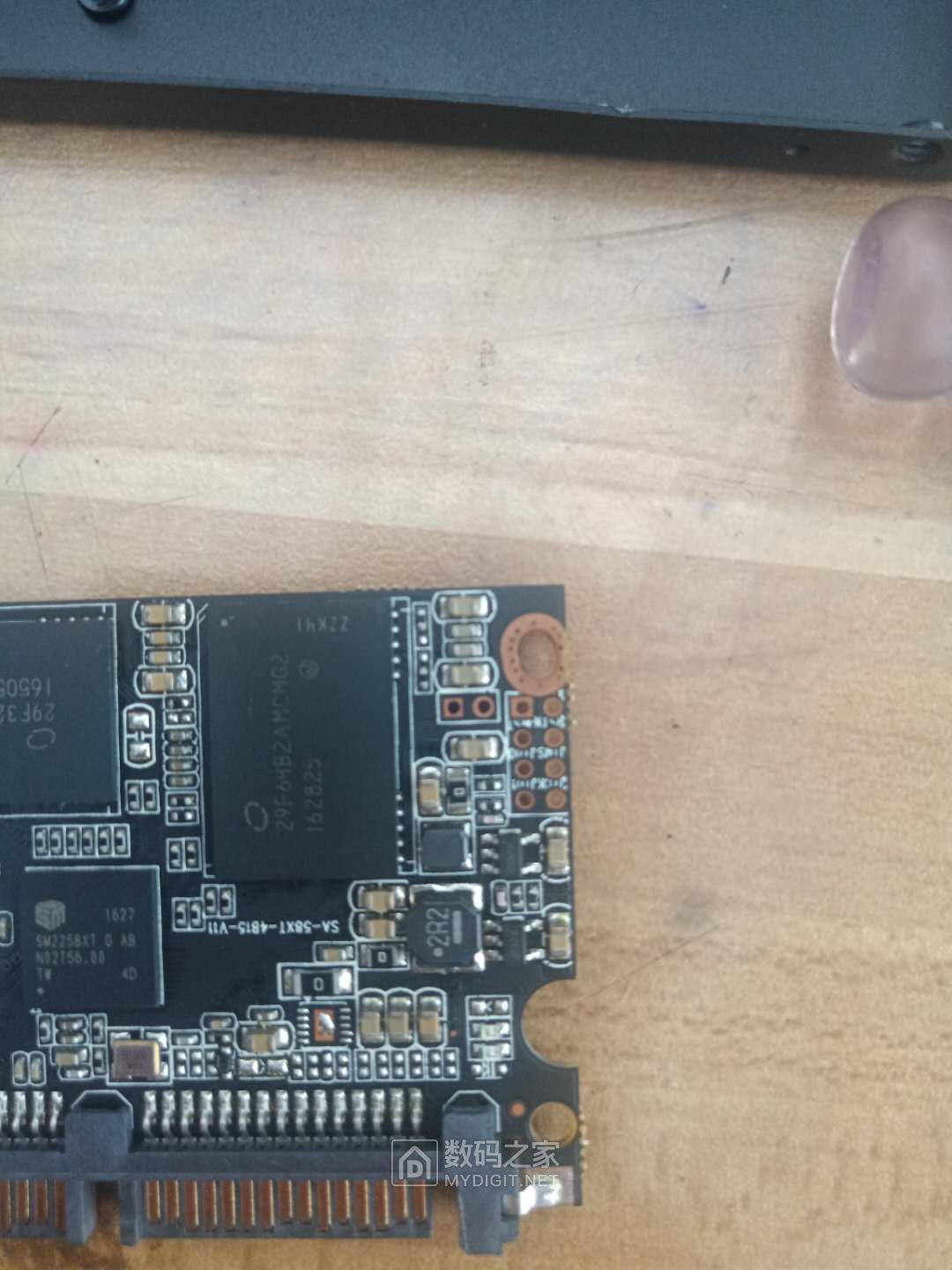 拆解联想lr710固态硬盘120g