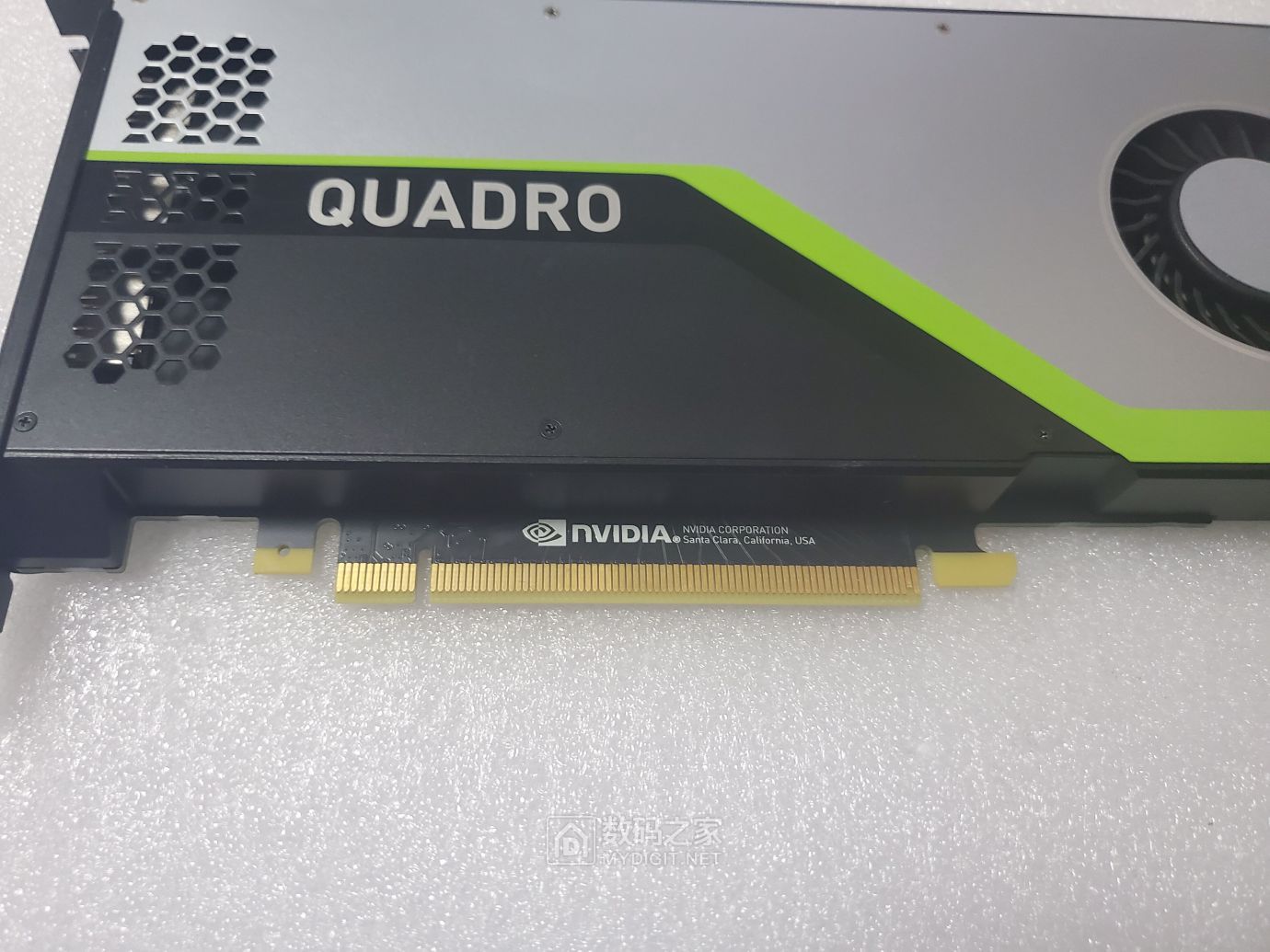 nvidia quadro rtx4000显卡8gb gpu图形显卡 库存一张