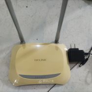 出个TP-LINK  TL-WR842N 300M无线路由器