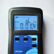 全新内阻测试仪yr1030+