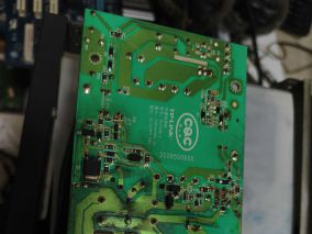 维修TP-LINK TL-SG1218P 16口PoE交换机电源