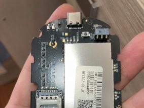 班主任这忙必须帮！拆个罕见的高通410电池机随身WIFI