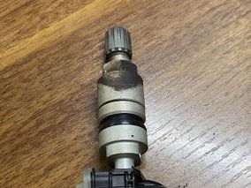 拆个舒瑞德内置式胎压传感器