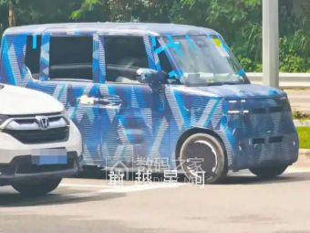 比亚迪K-Car内饰首曝：右舵+侧滑门，专供日本市场的微型电动车杀招