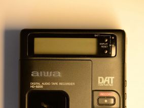 DIY个AIWA DAT 随身听 HD-S200的线控
