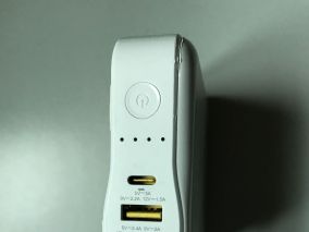 拆修品胜折叠直插式移动电源AC02（充电器）PISEN LS-DY236