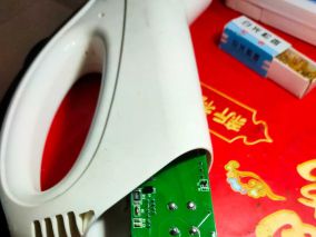拆个交流充电枪，蓝灯常亮，维修一下