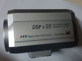 利用闲置的模拟变焦摄像头+伸缩放大镜+PVC配件，做了一个电子放大镜（...