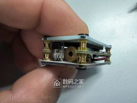 研究个激光管,分析下电路