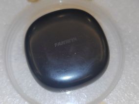 小山拆解：来个FANBIYA的蓝牙耳机充电仓，透明盖电量显示，纳芯威方案