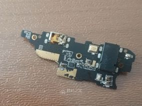 魅蓝Note6更换充电尾插接口