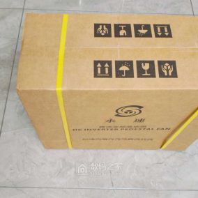 永速 FX40A 这是一款主打一级能效、直流变频的家用落地扇