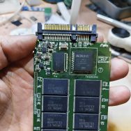 出个64G MLC sata接口固态盘