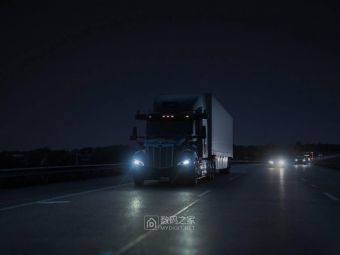 不用休息、效率翻倍：美自动驾驶卡车企业 Aurora 启动夜间运输