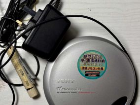 SONY D-EJ775 CD随身听拆解