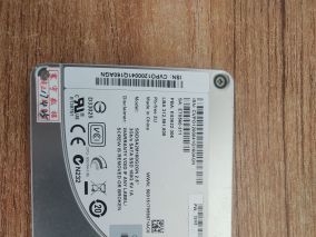 拆一块当年大船来的intel SSDSA2M160G2GN 2.5"固态硬盘