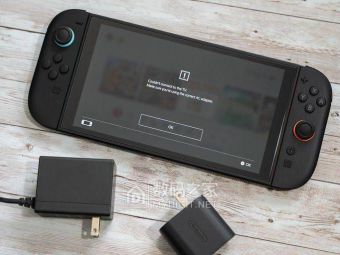 任天堂 Switch 2 底座实测确认不兼容初代电源适配器