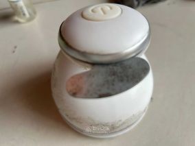 拆个抓挠玩意，弄掉粘糊皮