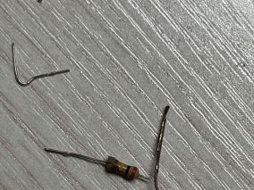 公牛多位插座更换指示灯