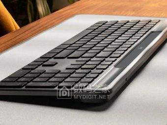 罗技发布太阳能键盘K980：有光就能跑，十年不用换电池？