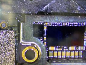iPhone 7Plus关机可充电、开机不充电，USB管理IC损坏引起的故障维修