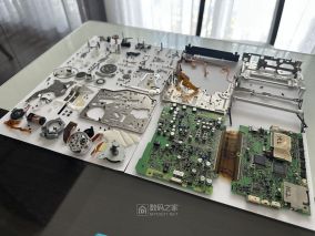 细打理1993年发布的SHARP VL-HL2 8毫米模拟摄像机，机电结合的精华