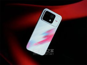 跑分破570万！荣耀Win 2游戏手机跑分碾压红魔12 Pro+，价格还便宜一千块