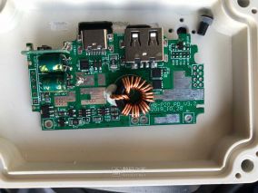 今天到手一塊板子，diy筆記本充電寶