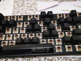 艾石头fe87rgb 打理