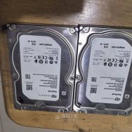出售移动硬盘2T  台式机机械硬盘4T