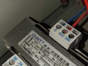 请问控制变压器等于隔离变压器吗？
