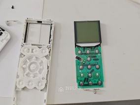 2025华菱空调新款遥控器拆解。