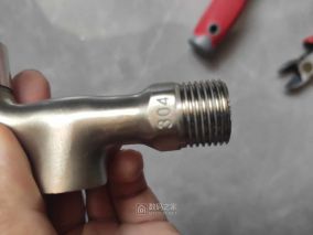拆一个“304”不锈钢水龙头，内部竟然有红色的是不锈钢吗？