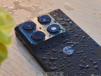 摩托罗拉这回真摊牌了！首款书本折叠屏杀到，三星OPPO接得住吗？