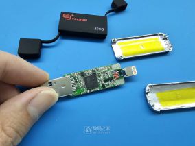 这个SM3269M用料挺足（Storage 32GB）