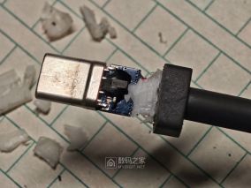 自带线坏的小米165W一万充电宝换头维修