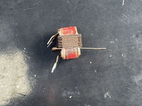 拆修低压1.5V袖珍收音机自耦输出变压器