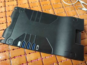 吸尘器Shark XBAT200AS电池组拆解