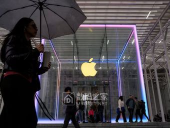 苹果靠关税刺激卖出更多iPhone 但投资者不买账
