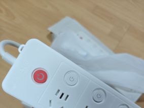 7位的好像19块的公蛇插排拆解