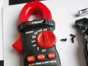 花55.93元买了一个优仪高钳形表UA606D