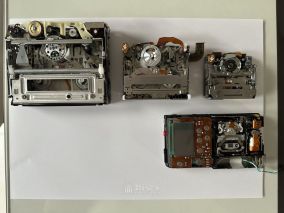 几个用磁鼓驱动的磁带设备的机芯对比（HI8/MINI-DV/MICRO-DV/NT）