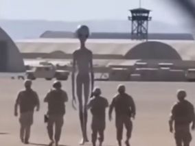 美国战争部最近为何？放出一批新UFO影像