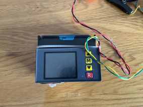 用电压内阻测试仪测量电解电容的ESR行吗？
