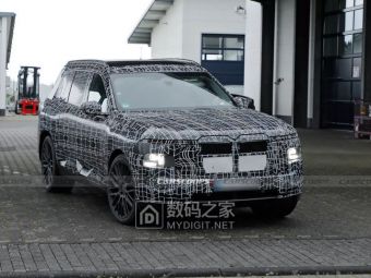 宝马X7换代玩精分！油电同台+祖传大鼻孔，2027年纯电版杀到！