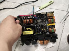 拆修長城巨龍1250W電源開機(jī)掉電保護(hù)